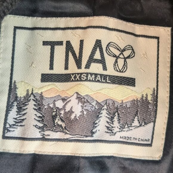 Aritzia TNA Prince Jacket - Picture 2 of 6